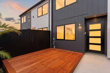 2/75 Te Taruna Drive, Milldale