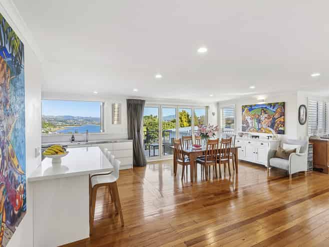 14 Corlett Road, Plimmerton