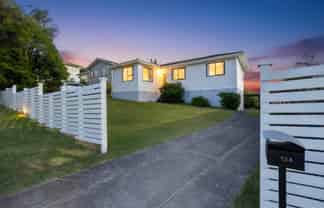 124 Solar Road, Glen Eden