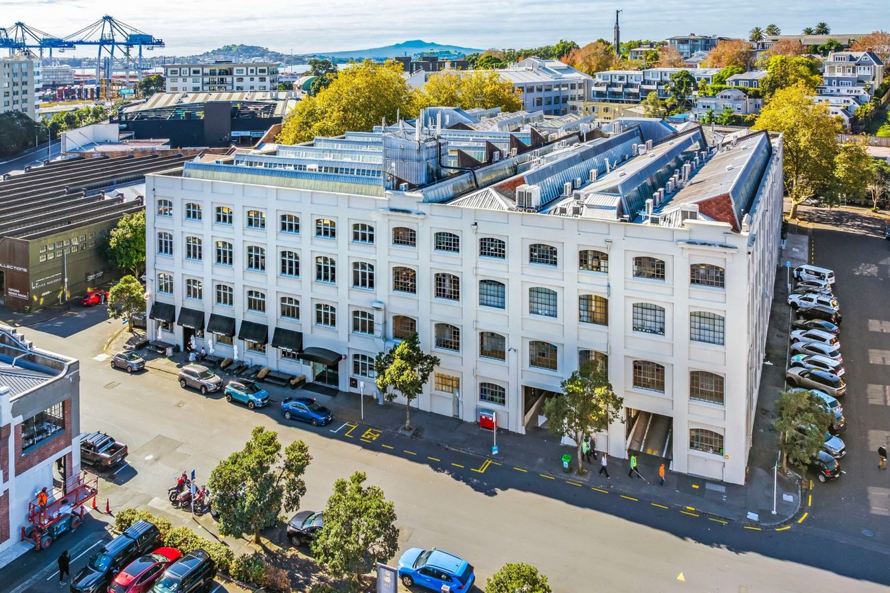 Ground Floor Tenancy in the Iconic Textile Centre – pohled 3