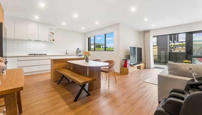 20 Monstedt Terrace, Mairangi Bay