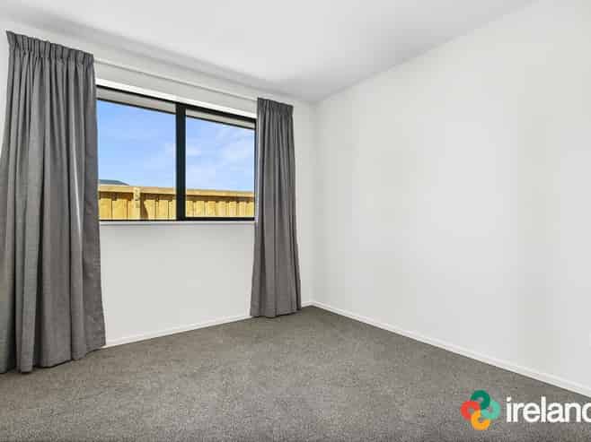 6 Curtis Street, Ravenswood