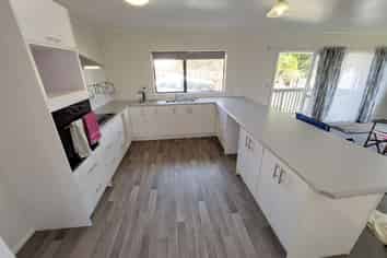 431 Warspite Avenue, Ascot Park