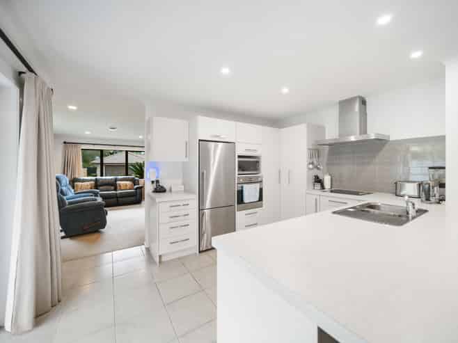 27 Willowgrange Place, Pukekohe