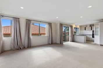 6 Verona Way, Judea