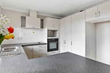 6 Verona Way, Judea