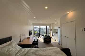 E104/38 Fraser Avenue, Northcote