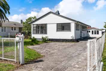 46 Caravelle Close, Mangere