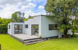 25 Cross street, Raglan