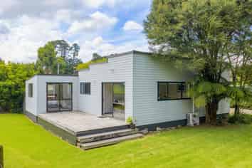 25 Cross street, Raglan