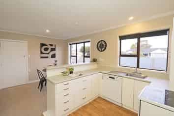 166 West Street, Hawthorndale