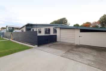 166 West Street, Hawthorndale