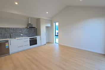 A/50 Rowe Drive, Jacks Point
