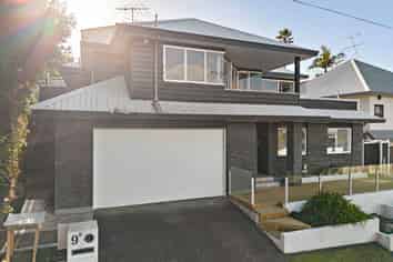 2/9 Colmar Road, Mellons Bay
