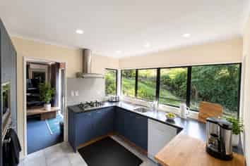 Auckland - Address withheld