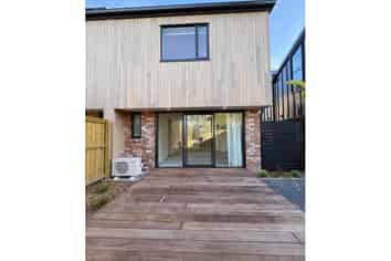 2/228A Opawa Rd, Hillsborough