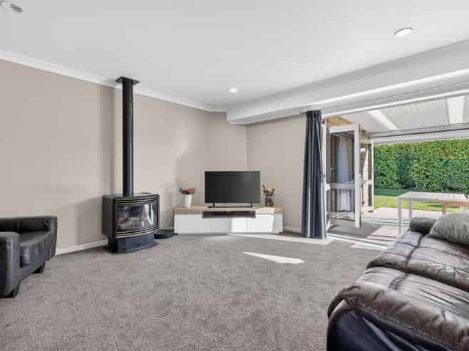 18 Milbrook Place, Chartwell