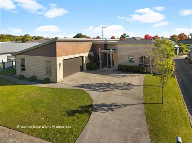 18 Milbrook Place, Chartwell