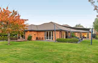 14 Hussey Road, Harewood