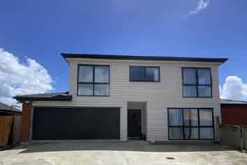 112A Longford Park Drive, Takanini