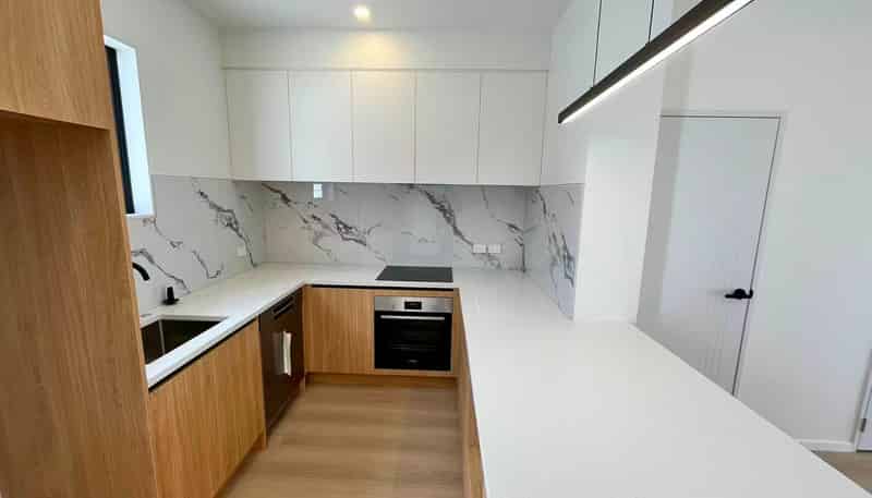 7/234 Te Atatu Road, Te Atatu South