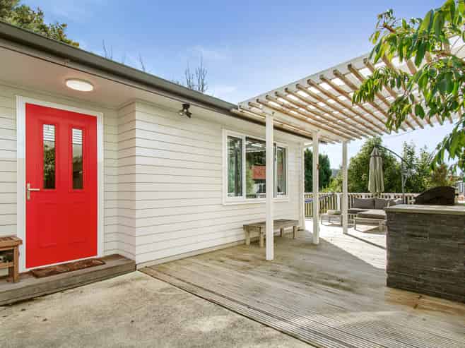 30B The Drive, Tawa