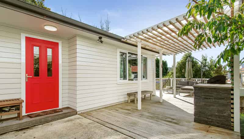 30B The Drive, Tawa