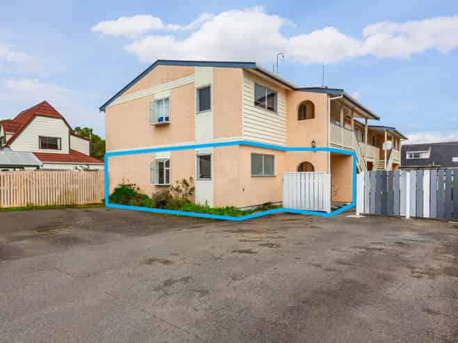 1/16 Tama Street, Alicetown