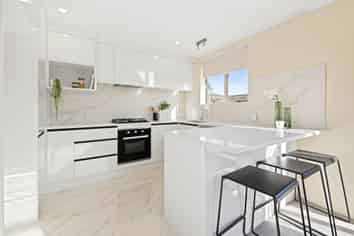 48C  Orams Road, Hillpark