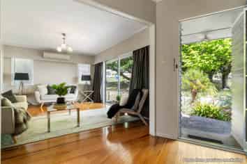 133 Vodanovich Road, Te Atatu South