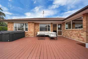 10 Sapperton Drive, Henderson