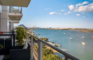 1006/72 Devonport Road, Avenues