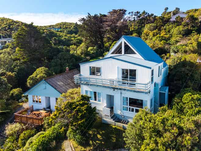 26 Titiro Moana Road, Korokoro