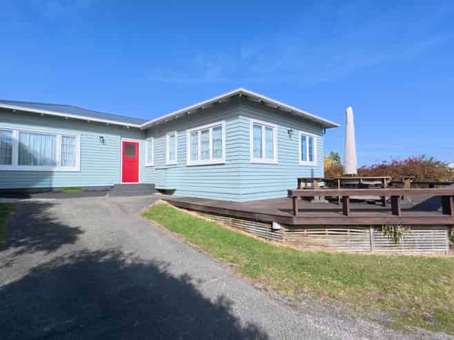33 Taharepa Road, Hilltop