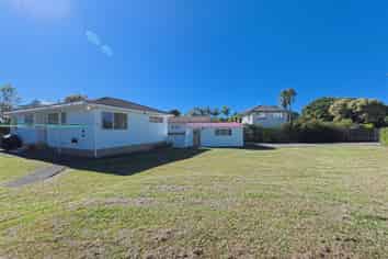 81 Glenvar Road, Torbay