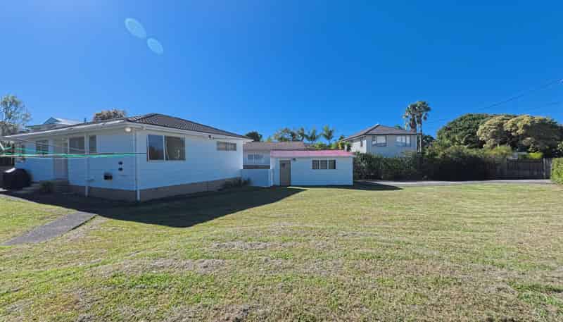 81 Glenvar Road, Torbay
