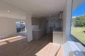 81 Glenvar Road, Torbay