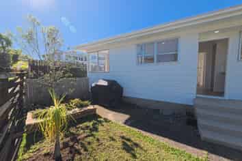 81 Glenvar Road, Torbay