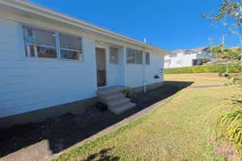 81 Glenvar Road, Torbay