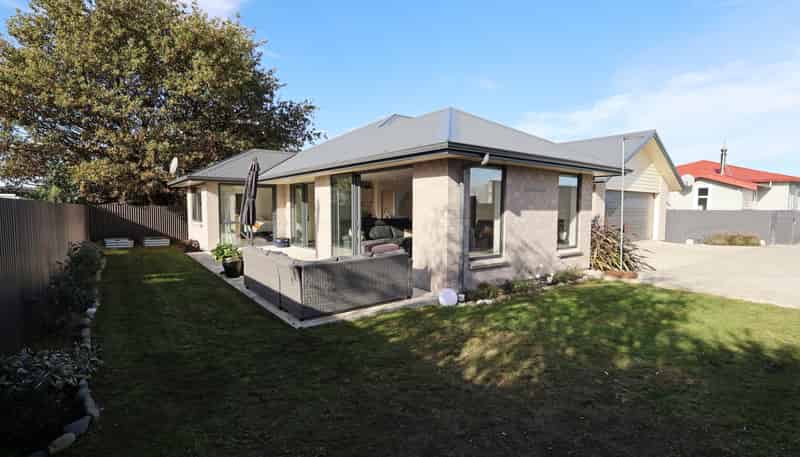 40 Queen Street, Winton
