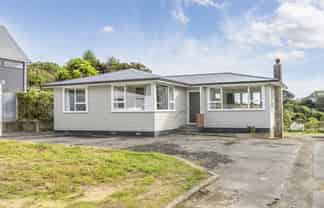 135 Muri Road, Pukerua Bay