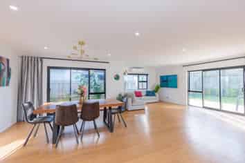 46 Rochdale Drive, Churton Park