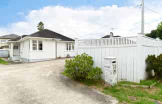 70 Melrose Road, Mount Roskill