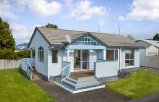 17A Carisbrooke Street, Katikati