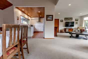 6 Bowen Street, Kokatahi, Hokitika
