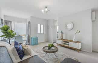 1/70 Gowing Drive , Meadowbank