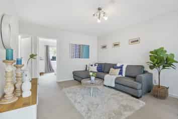 1/70 Gowing Drive , Meadowbank