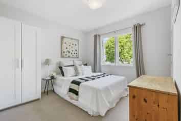 1/70 Gowing Drive , Meadowbank