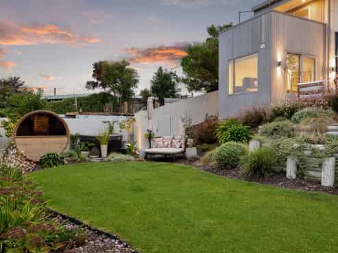 359 Centaurus Road, Hillsborough