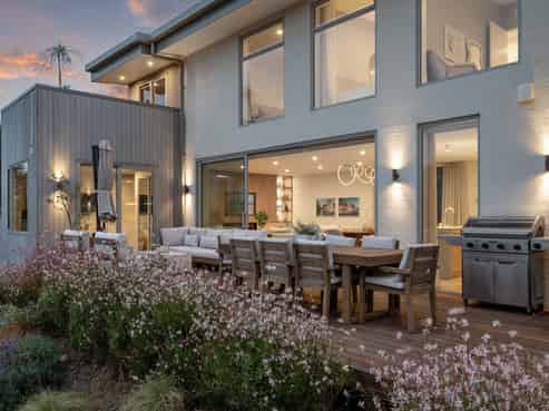 359 Centaurus Road, Hillsborough